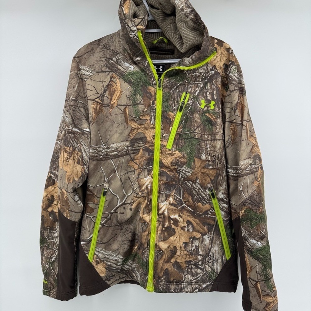 Under Armour Scent Control Softshell Jacket Mens Medium Realtree Xtra Camo